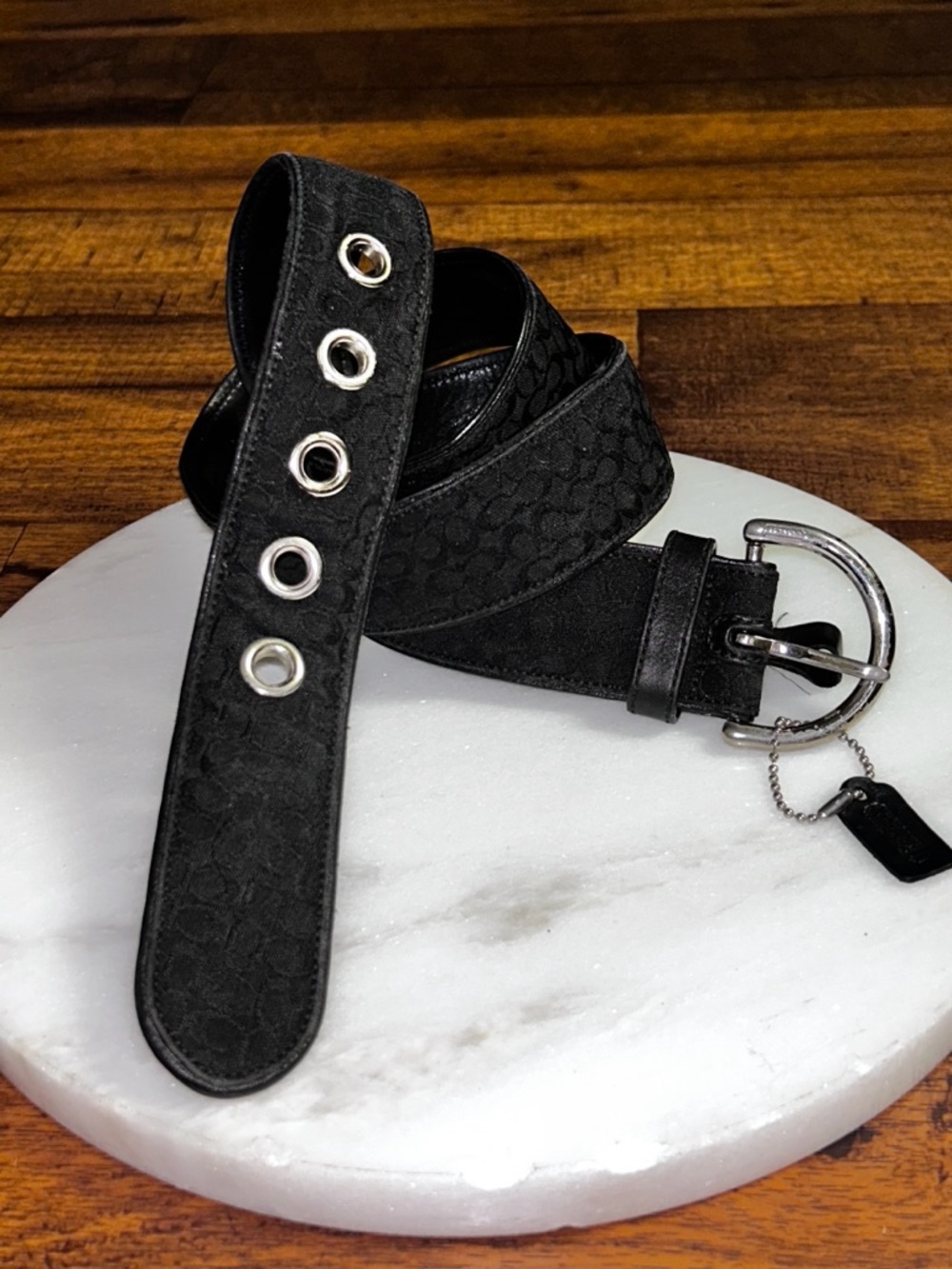Coach (M6 3977) ~ Women’s Large ~ Vintage ~ Black W/Silver ~ Logo Designer Belt - Picture 2 of 16